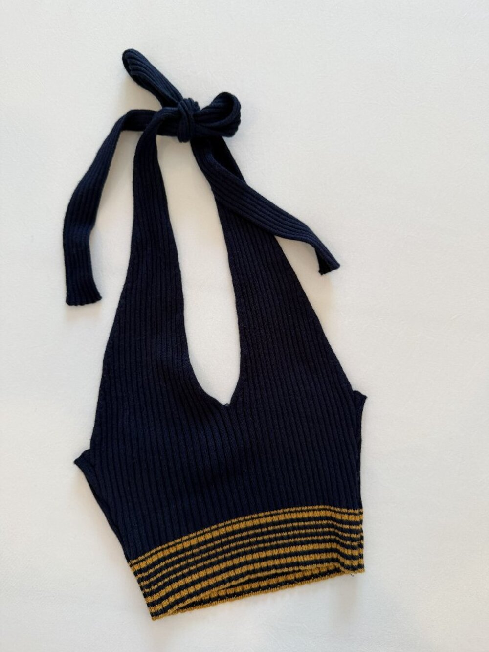 NWOT Forever 21 | Navy Blue & Gold Knit Cropped Halter Top